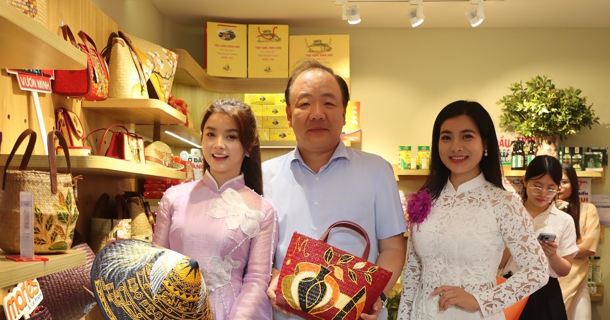 Mang tinh hoa sản phẩm và văn hóa xứ Huế đến với Thủ đô