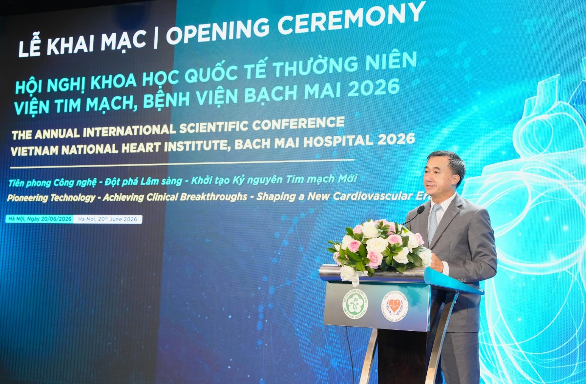 GS.TS Trần Văn Thuấn, Thứ trưởng Bộ Y tế, Chủ tịch Hội đồng Y khoa Quốc gia, phát biểu tại hội nghị.