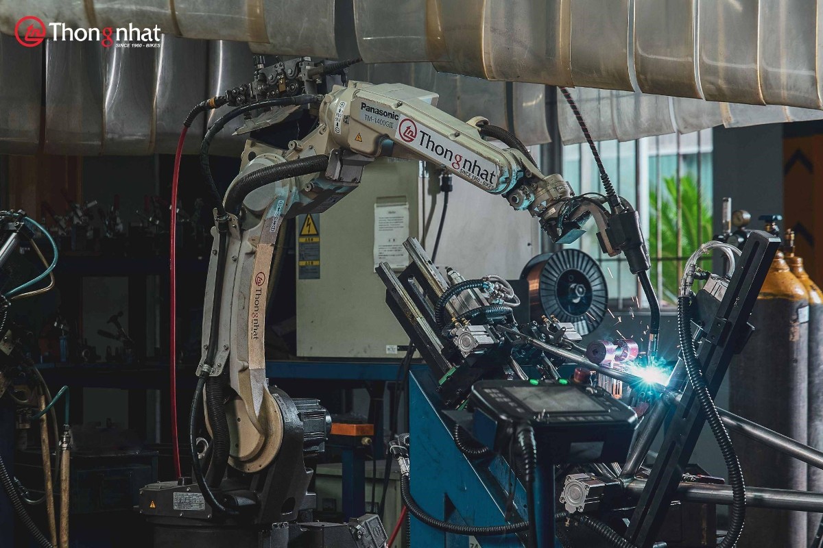 Hệ thống robot sản xuất tự động trong nhà máy xe đạp Thống Nhất. Ảnh: Xe đạp Thống Nhất.