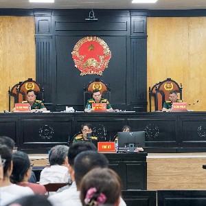 Quang cảnh phiên tòa phúc thẩm. Ảnh: CTV.