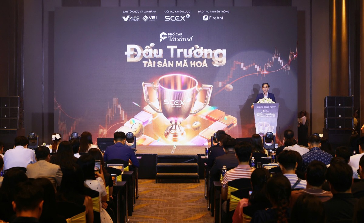 PGS.TS Nguyễn Hữu Huân, Phó Chủ tịch VIFC-HCMC phát biểu tại buổi lễ khởi động chương trình “Phổ cập tài sản số 2026”, chiều 30/6.