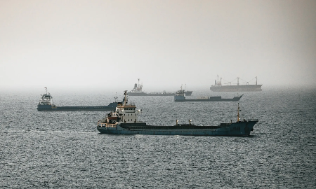 Iran khẳng định quyền kiểm soát eo biển Hormuz trước vòng đàm phán mới với Mỹ