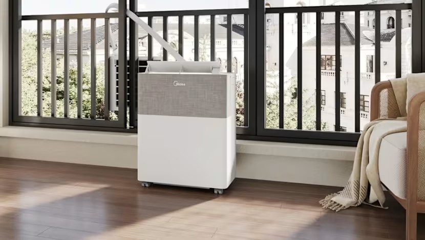 Mẫu điều hòa PortaSplit của Midea được thiết kế không cần khoan tường hay lắp đặt cố định, phù hợp với nhiều kiểu cửa sổ tại châu Âu. Ảnh: Midea.
