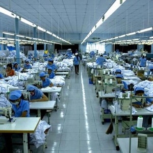 Tại các khu công nghiệp, cụm công nghiệp điển hình hiện nay, điện năng tiêu thụ đang chiếm tới 80%. Ảnh minh họa.