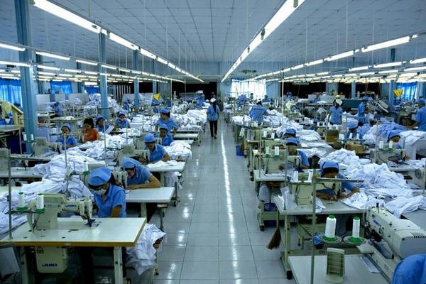 Tại các khu công nghiệp, cụm công nghiệp điển hình hiện nay, điện năng tiêu thụ đang chiếm tới 80%. Ảnh minh họa.