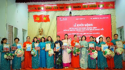 Coca-Cola Beverages Vietnam expands digital commerce initiative for Hanoi craft village