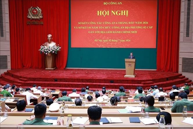 Thủ tướng Lê Minh Hưng phát biểu chỉ đạo Hội nghị sơ kết công tác Công an 6 tháng đầu năm 2026. Ảnh: TTXVN