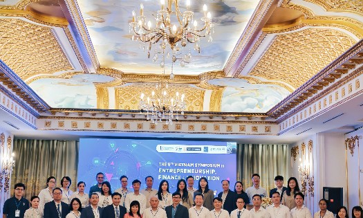 Hội thảo Quốc tế về Khởi nghiệp, Tài chính và Đổi mới sáng tạo Việt Nam lần thứ V thu hút sự đông đảo của các chuyên gia quốc tế, với nhiều phiên thảo luận theo cả hình thức online và offline.