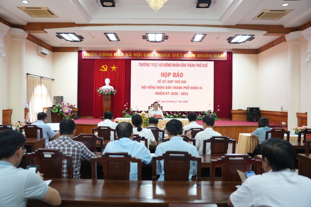 Toàn cảnh buổi họp báo