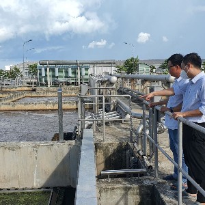 Có 13 loại hình sản xuất, kinh doanh, dịch vụ phải quan trắc tự động, liên tục nước thải. Ảnh minh họa