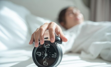 Ngủ quá ít hay quá nhiều đều liên quan đến ung thư