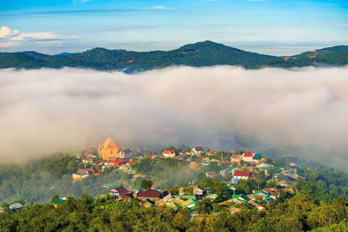 "Khám phá quê hương, kết nối yêu thương” là chương trình kích cầu du lịch nội tỉnh tại Lâm Đồng.