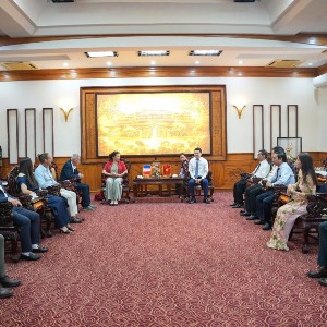 Lãnh đạo thành phố Huế buổi tiếp xã giao đoàn đại biểu thành phố Cergy (Cộng hòa Pháp)