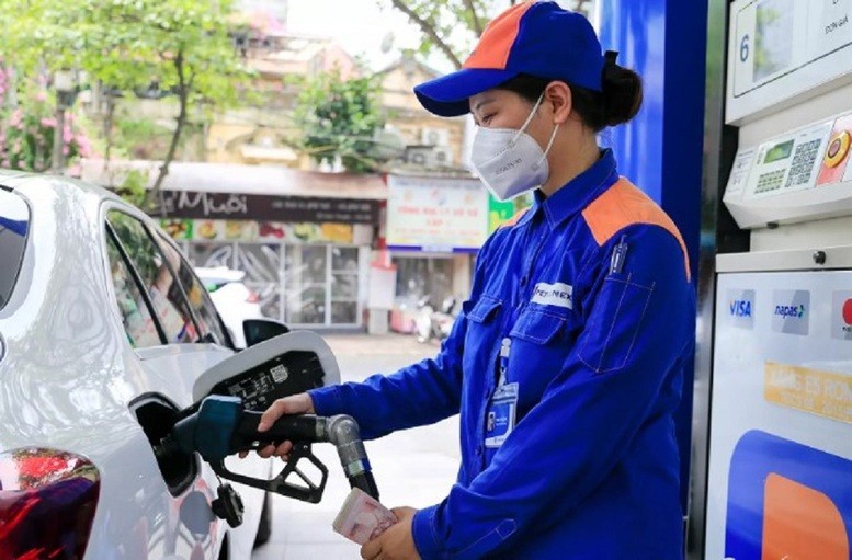 Vietnam's June inflation eases as consumer prices decline from previous month