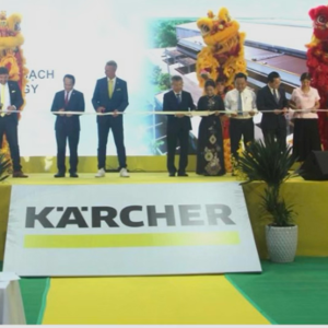 Lãnh đạo thành phố Đà Nẵng và Công ty TNHH Karcher Việt Nam Technology, thực hiện nghi thức khánh thành giai đoạn 2 dự án.