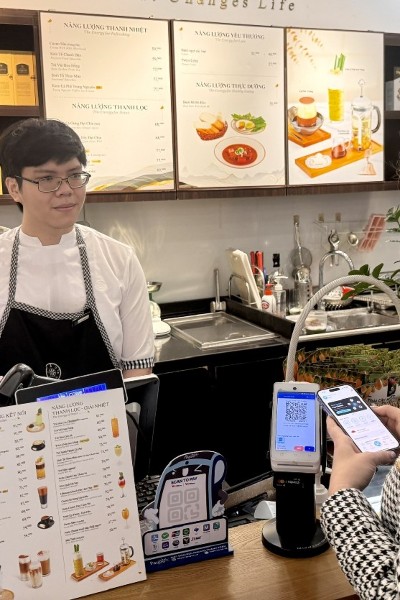 Vietnam, Singapore launch cross-border QR payment service