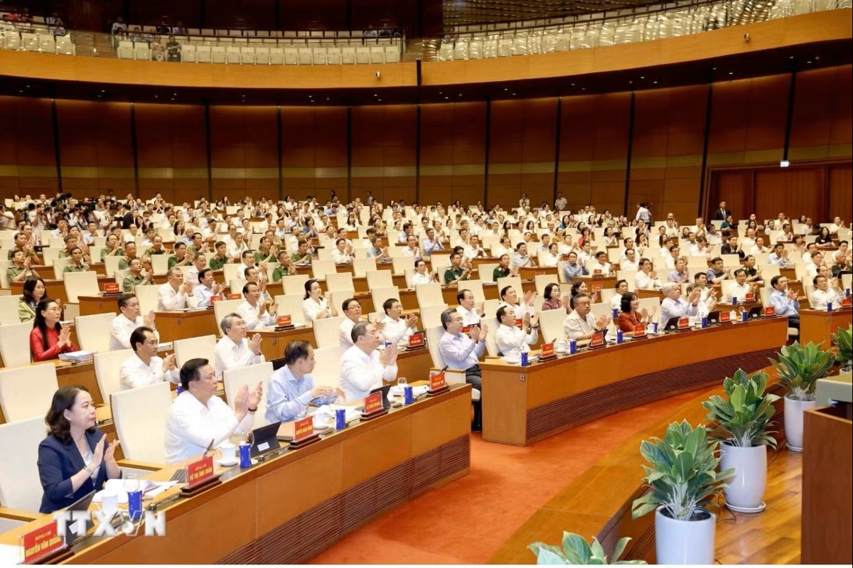 Các đại biểu dự Hội nghị sơ kết sau một năm vận hành mô hình tổ chức tổng thể của hệ thống chính trị và mô hình chính quyền mới vào sáng ngày 1/7/2026. Ảnh: Bộ Công an.