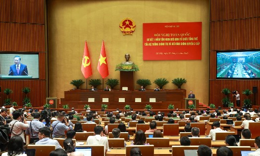Bộ Chính trị tổ chức Hội nghị toàn quốc sơ kết một năm vận hành mô hình tổ chức tổng thể của hệ thống chính trị, mô hình chính quyền 3 cấp. Tổng Bí thư, Chủ tịch nước Tô Lâm chủ trì Hội nghị. Ảnh: TTXVN