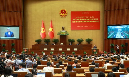 Bộ Chính trị tổ chức Hội nghị toàn quốc sơ kết một năm vận hành mô hình tổ chức tổng thể của hệ thống chính trị, mô hình chính quyền 3 cấp. Tổng Bí thư, Chủ tịch nước Tô Lâm chủ trì Hội nghị. Ảnh: TTXVN