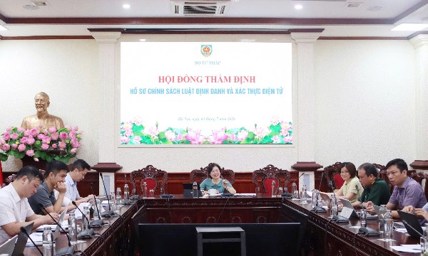 Thẩm định Luật Định danh và xác định điện tử: Phải có nguyên tắc về tiêu chí định danh
