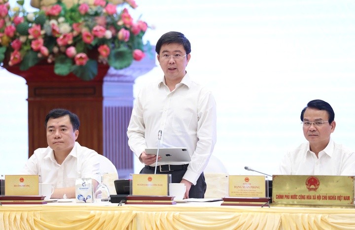 Thứ trưởng Bộ KH&CN Bùi Hoàng Phương trả lời câu hỏi báo chí tại Họp báo Chính phủ thường kỳ ngày 4/7 - Ảnh: MST.