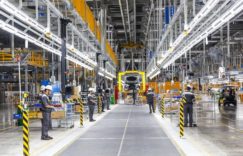 Nearly 111,700 new enterprises established in 6M