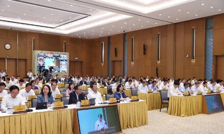 Các bộ “hiến kế” gỡ điểm nghẽn, thúc đẩy tăng trưởng hai con số