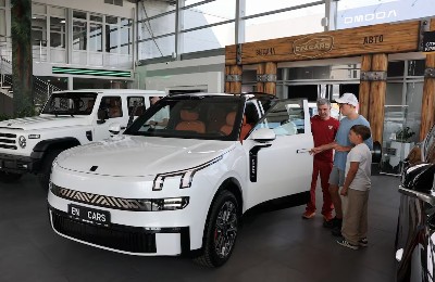 Cơn khát nhiên liệu ở Nga và “mỏ vàng” cho xe điện Trung Quốc
