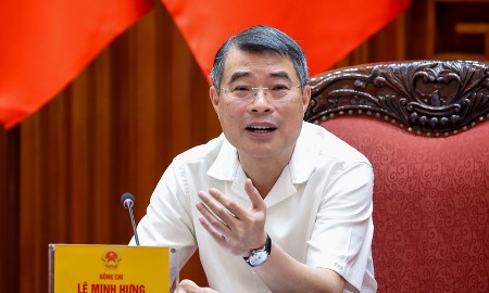 Thủ tướng Chính phủ Lê Minh Hưng, Trưởng Ban Chỉ đạo của Chính phủ về phát triển khoa học, công nghệ, đổi mới sáng tạo, chuyển đổi số và Đề án 06 chủ trì cuộc làm việc về tình hình triển khai xây dựng các cơ sở dữ liệu quốc gia, chuyên ngành; công nghệ chiến lược, sản phẩm công nghệ chiến lược - Ảnh: VGP