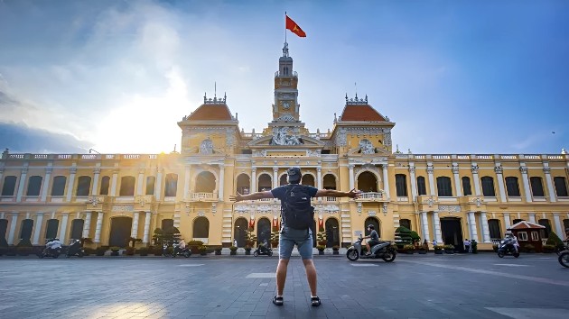 HCM City welcomes 6.4 million foreign tourists in 6M 
