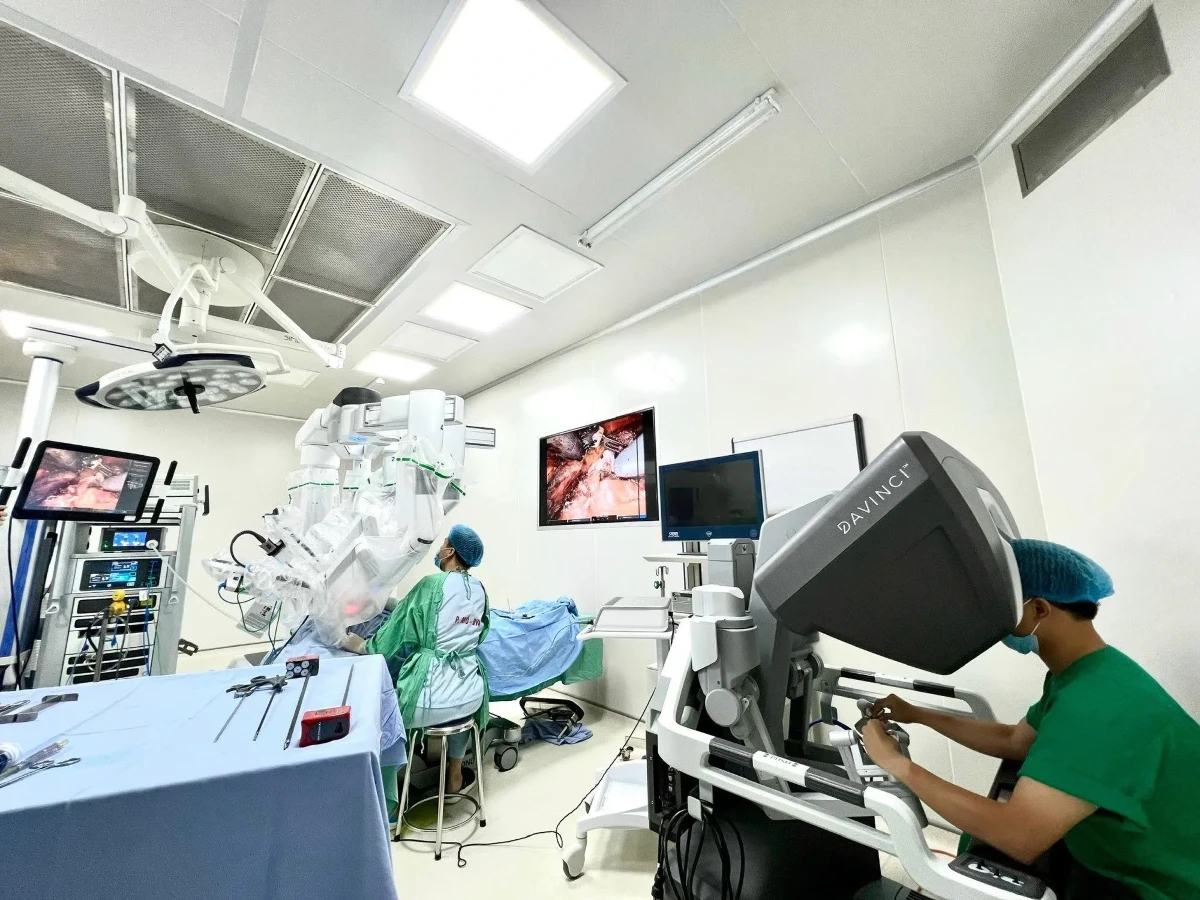 Theo một thống kê chưa đầy đủ, mỗi năm, hơn 300.000 bệnh nhân quốc tế đến Việt Nam để khám và điều trị.