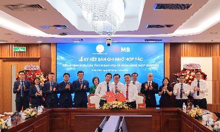 MB ký kết hợp tác với tỉnh Khánh Hòa, đồng hành thúc đẩy chuyển đổi số địa phương
