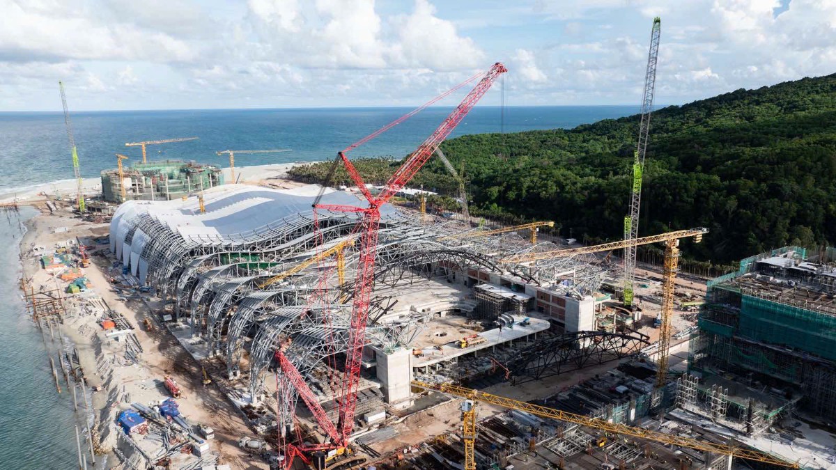 Các công trình phục vụ APEC 2027 tại Phú Quốc được nghiên cứu và ứng dụng công nghệ xây dựng thế hệ mới nhằm đẩy nhanh tiến độ và nâng cao chất lượng thi công. Ảnh: Sun Group.