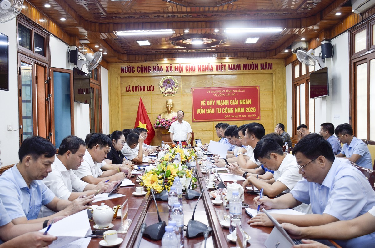 Phó Chủ tịch Thường trực UBND tỉnh Nghệ An Bùi Thanh An làm việc vưới các địa phương