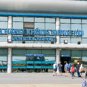 Cảng hàng không Đồng Hới.