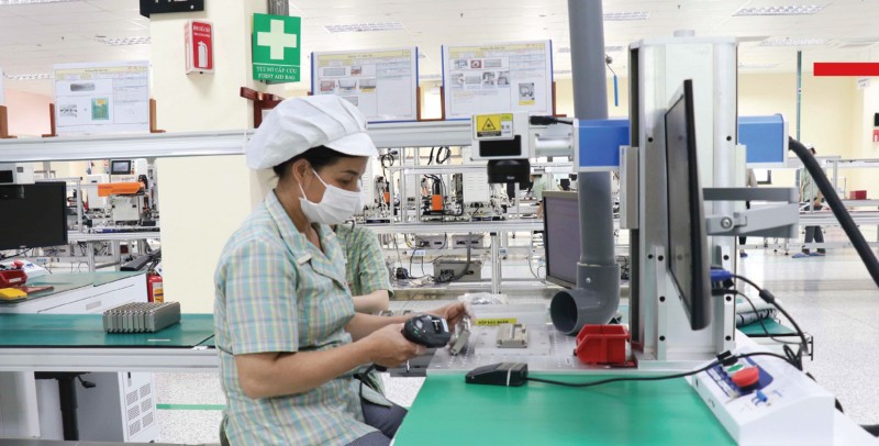 Vietnam's industrial output posts strongest first-half growth since 2019