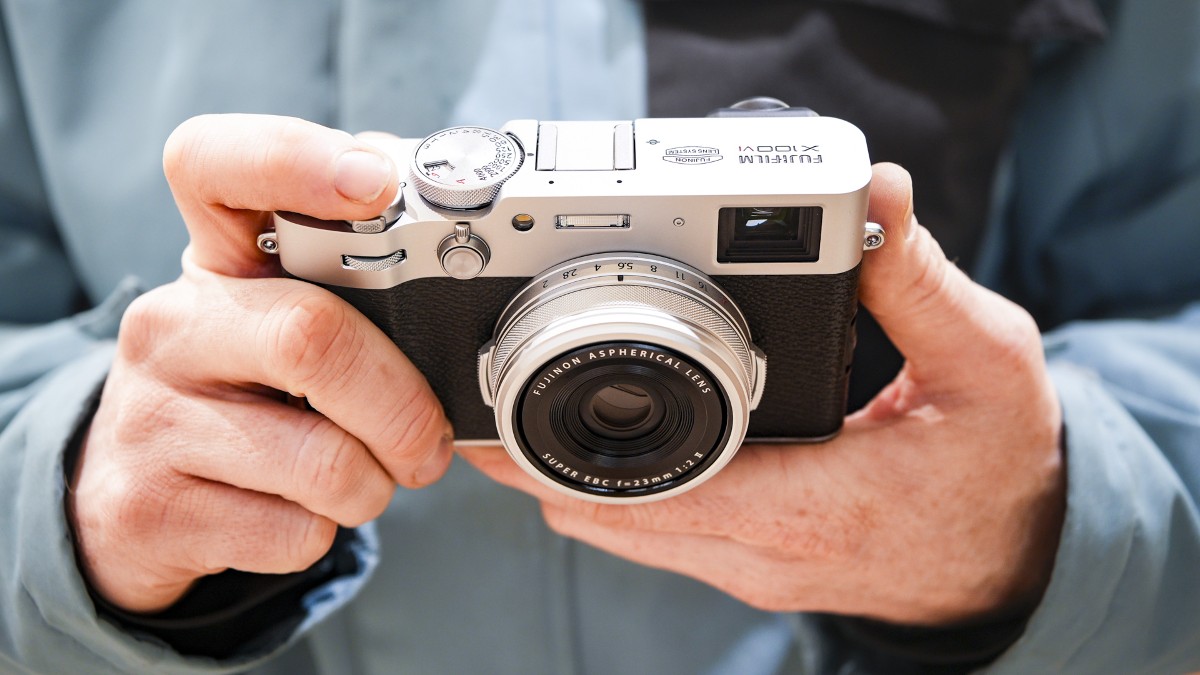 X100VI trở thành mẫu máy ảnh bán chạy nhất của Fujifilm.