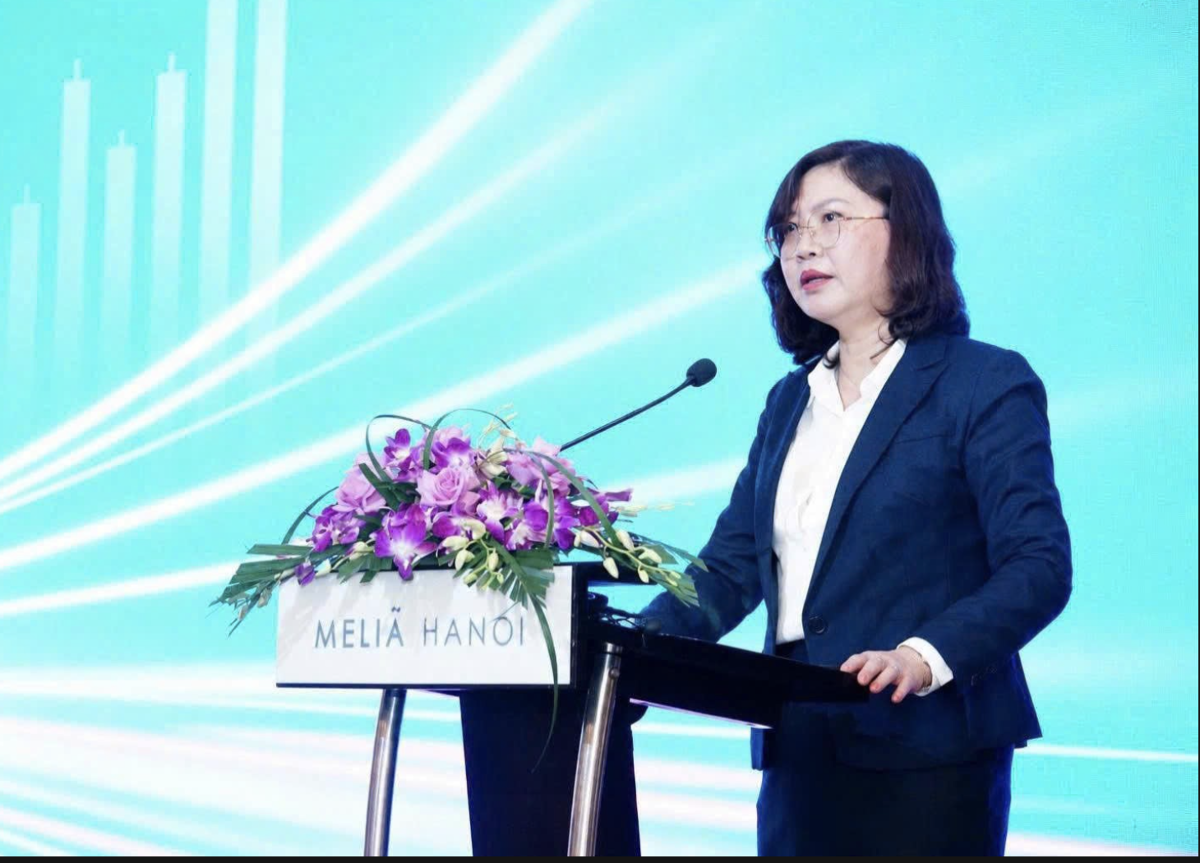 Chủ tịch Uỷ ban Chứng khoán Nhà nước Vũ Thị Chân Phương.