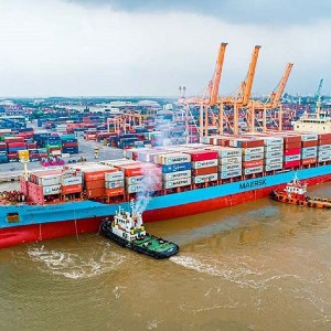 Xuất khẩu 6 tháng đầu năm 2026 tăng trưởng ấn tượng, nhưng áp lực trong những tháng cuối năm vô cùng lớn. Ảnh minh họa.