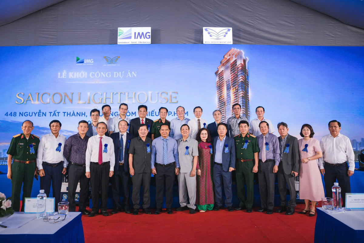 Đại diện các cơ quan, tổ chức và đối tác tham dự Lễ khởi công Dự án Saigon LightHouse tại TP.HCM.