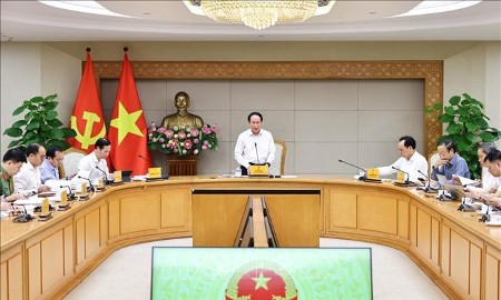 Phó Thủ tướng Lê Tiến Châu chủ trì cuộc họp. Ảnh: TTXVN