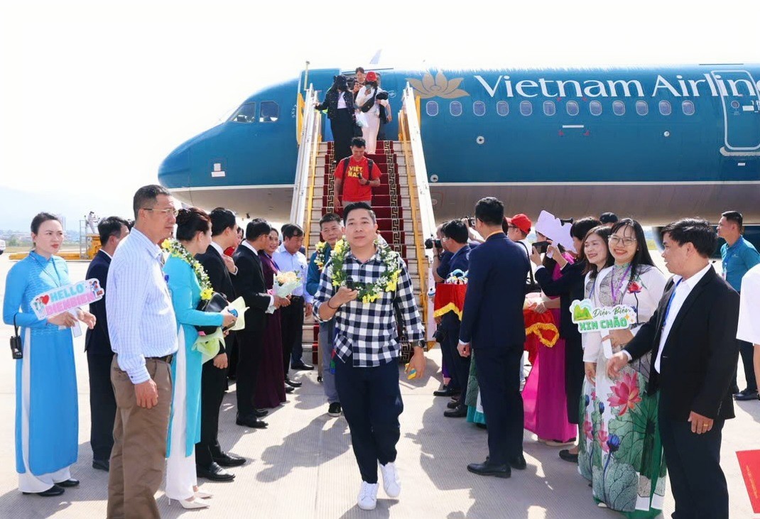 Ngành du lịch TP. Hồ Chí Minh tận dụng "điểm chạm" sân bay và trên các chuyến bay.