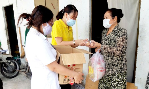 Đảm bảo quyền lợi cho người hoạt động không chuyên trách ở thôn, tổ dân phố nghỉ việc do sắp xếp. Ảnh minh họa: Thu Hằng.