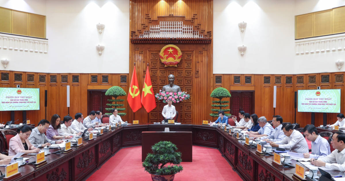 Thủ tướng yêu cầu phấn đấu giải ngân 100% vốn...