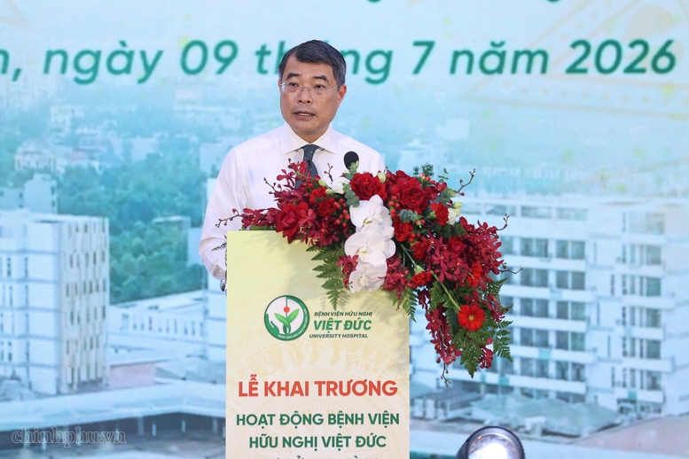 Thủ tướng Chính Phủ Lê Minh Hưng phát biểu tại Lễ khai trương hoạt động Bệnh viện Hữu nghị Việt Đức cơ sở Ninh Bình, chiều 9/7. Ảnh: VGP/Nhật Bắc.