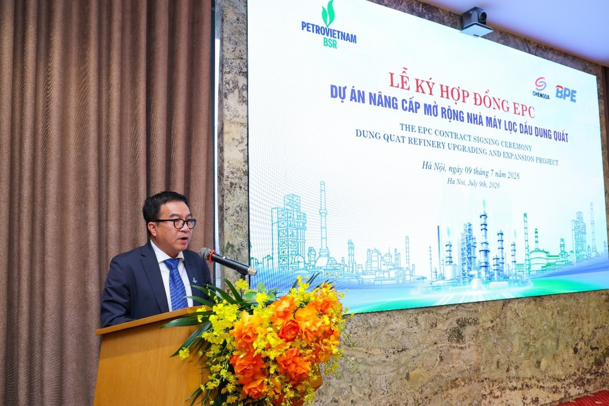 Tổng giám đốc BSR Nguyễn Việt Thắng phát biểu tại lễ ký kết.