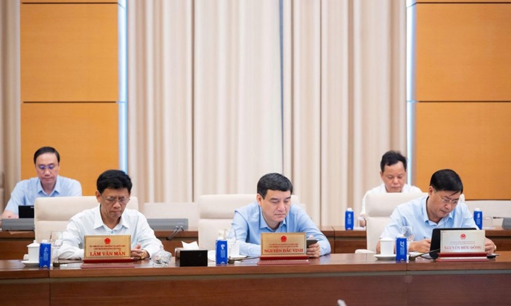 Các đại biểu tham dự Phiên họp. Ảnh: Quốc hội.