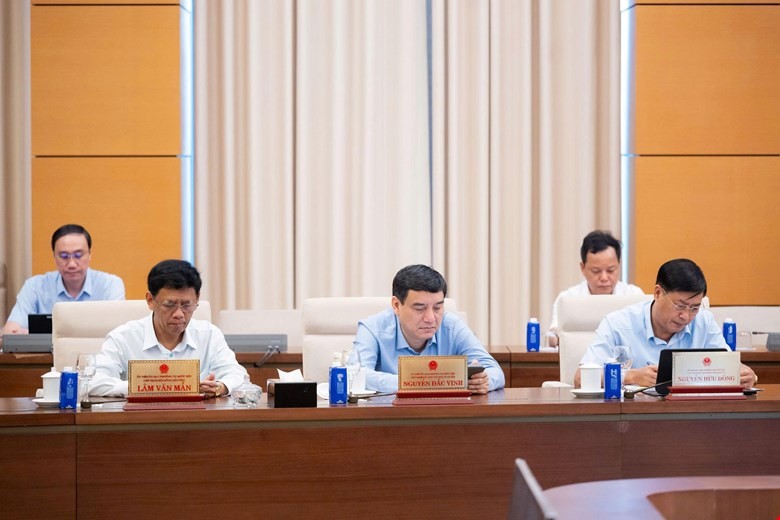 Các đại biểu tham dự Phiên họp. Ảnh: Quốc hội.