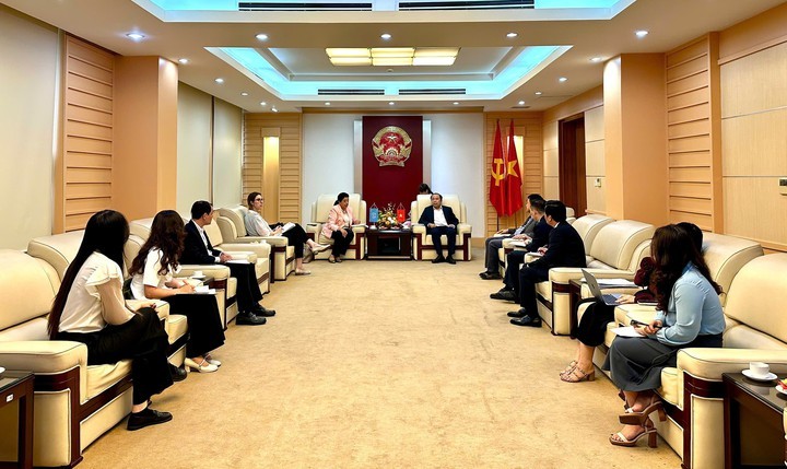 Toàn cảnh buổi làm việc - Ảnh: MST.