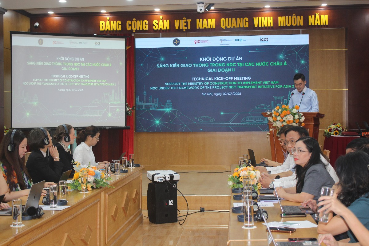 Quang cảnh cuộc họp khởi động Dự án NDC-TIA II. Ảnh: Chu Khôi.